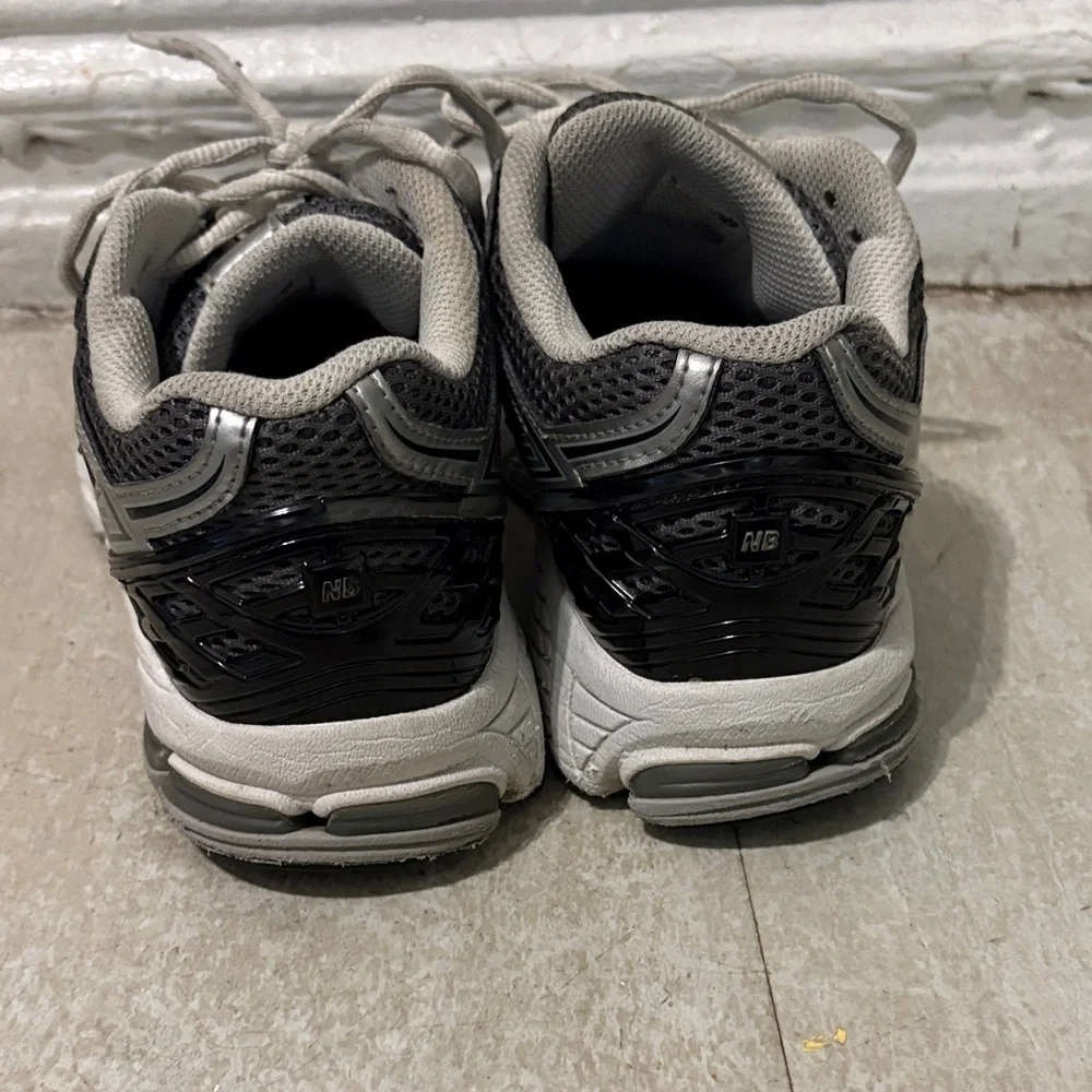 New Balance Kids' Black and Silver Sneakers